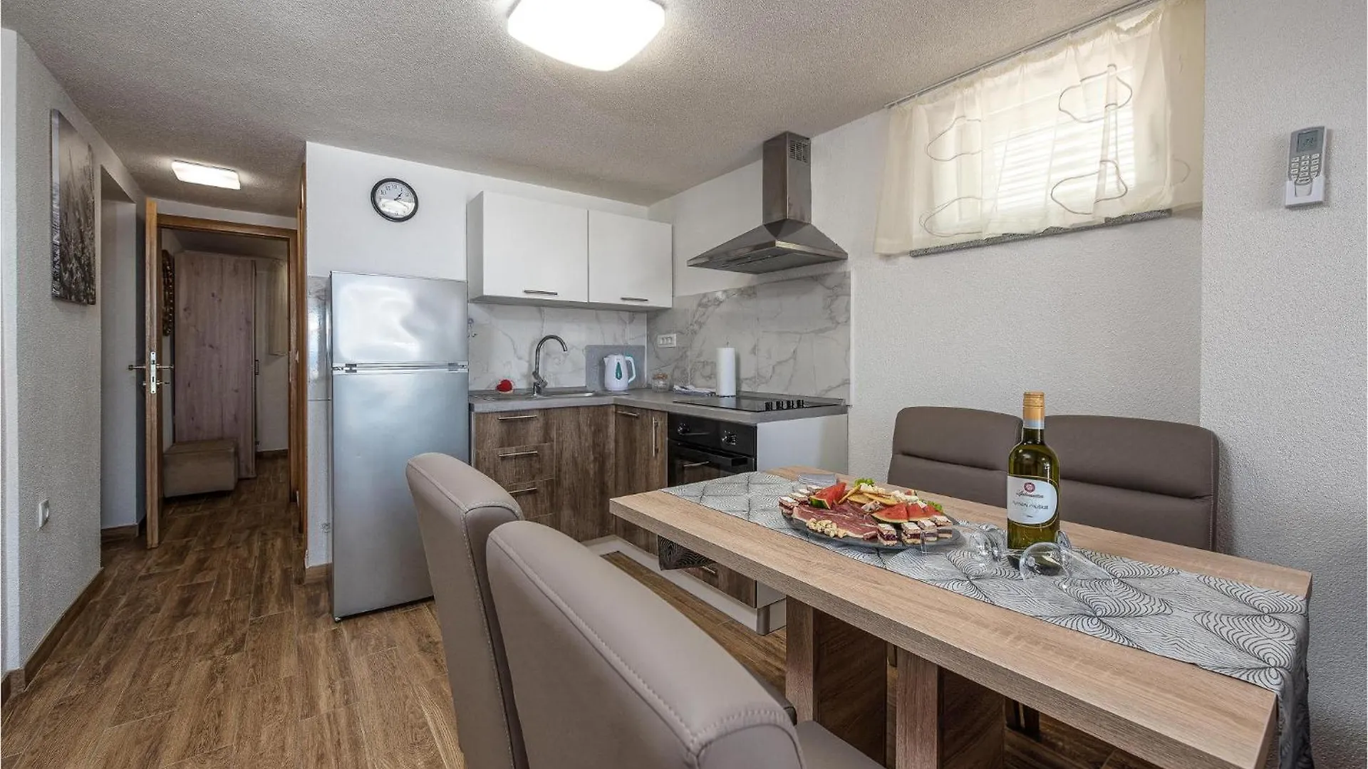 Lovely Apartment In Petrcane With Wifi
